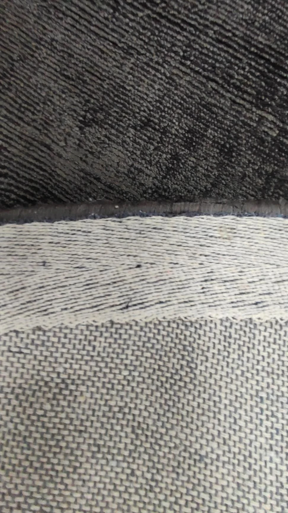 Modern rug Garous Tuft