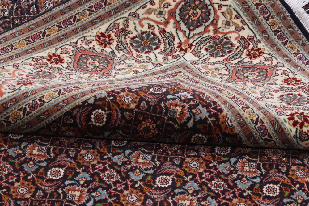 Tabriz perzsa szőnyeg