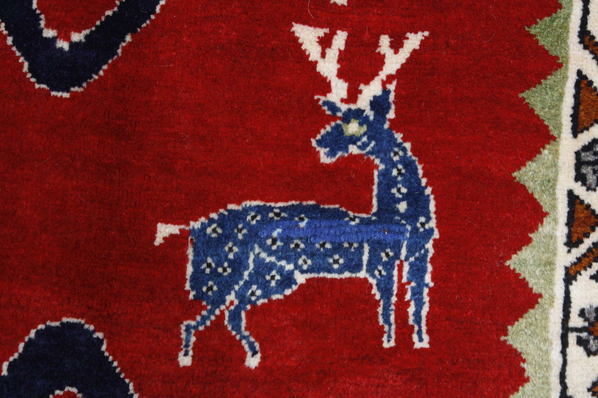 Shiraz Figural perzsa szőnyeg