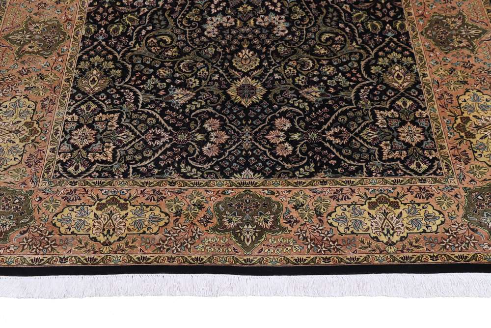 Tabriz keleti szőnyeg