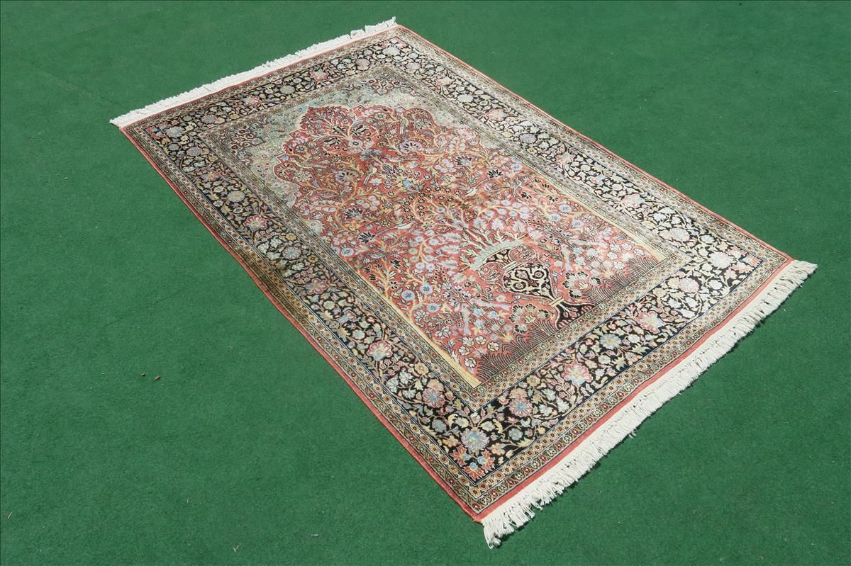 Kashmir selyem Royal keleti szőnyeg