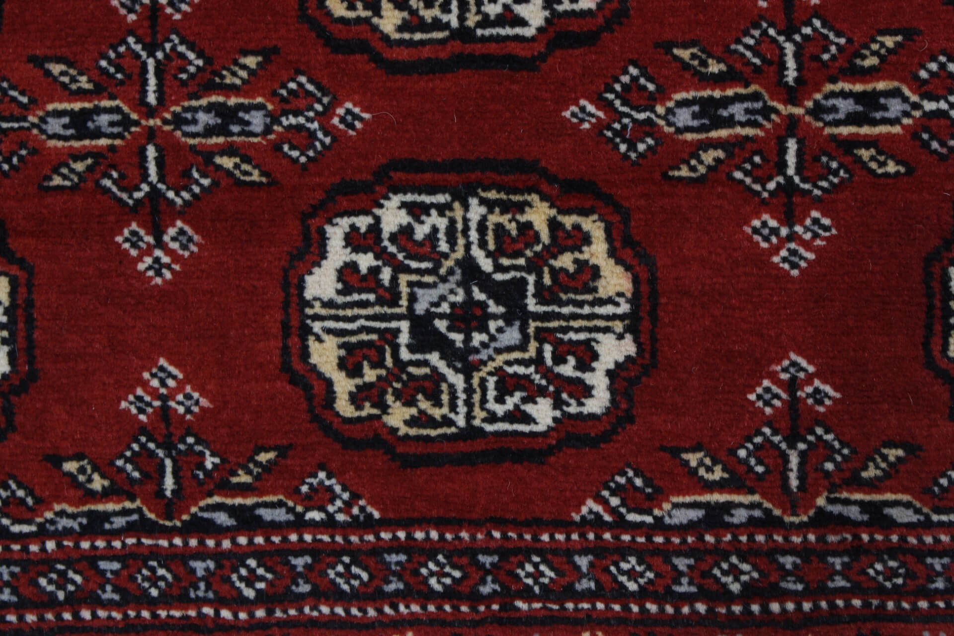 Bukhara exkluzív keleti szőnyeg