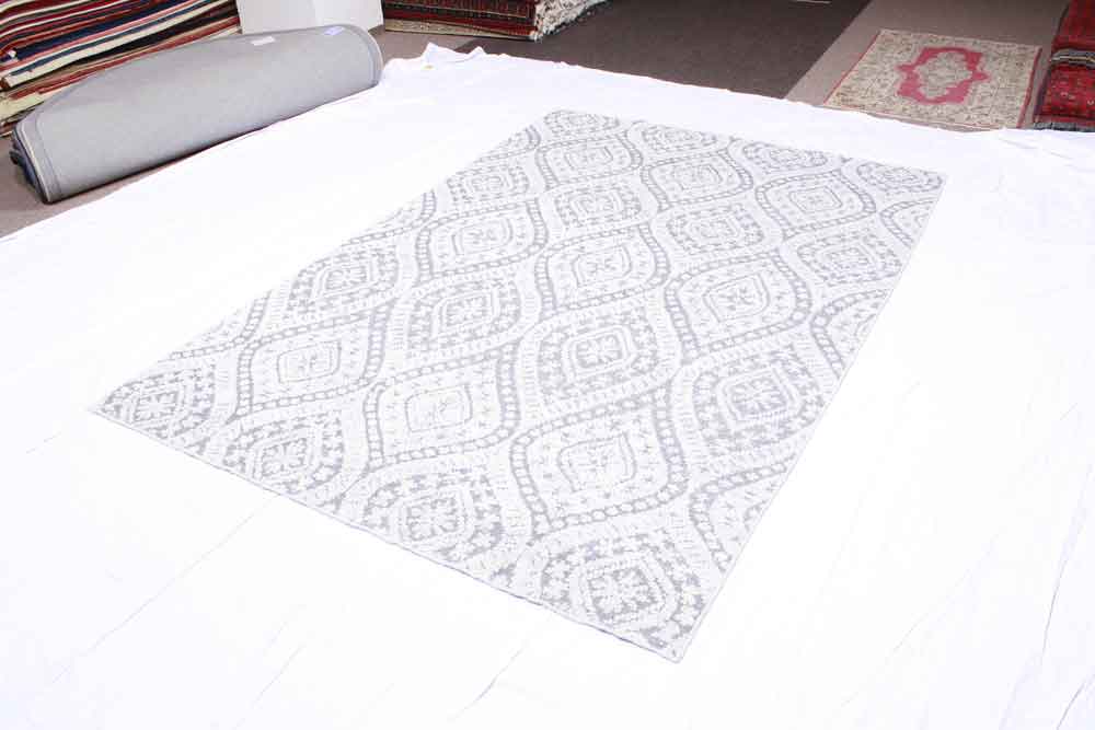 Oriental rug Crystal Collection