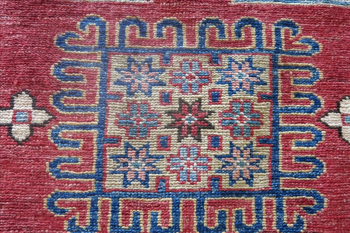 Kazak exkluzív keleti szőnyeg