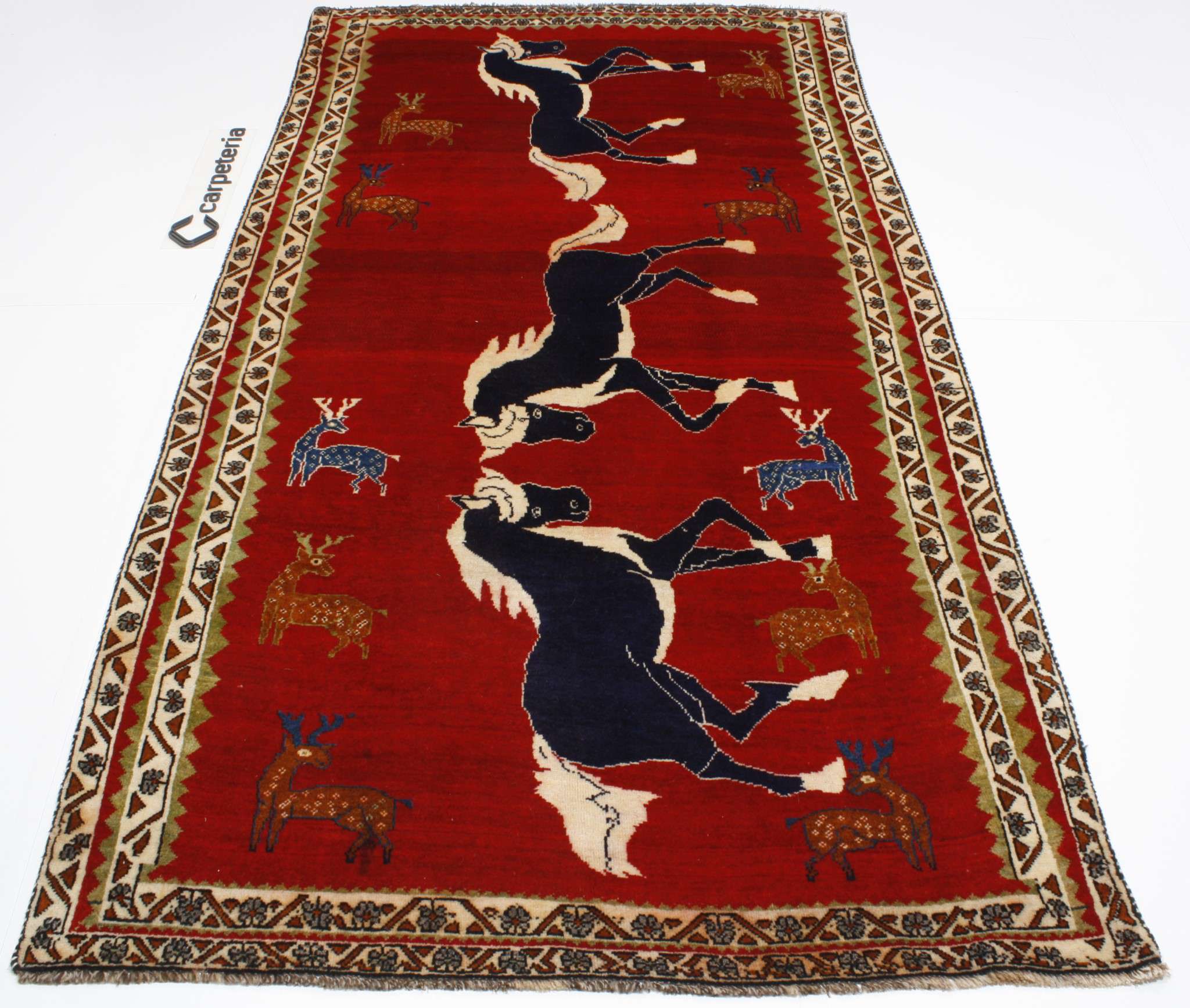 Shiraz Figural perzsa szőnyeg