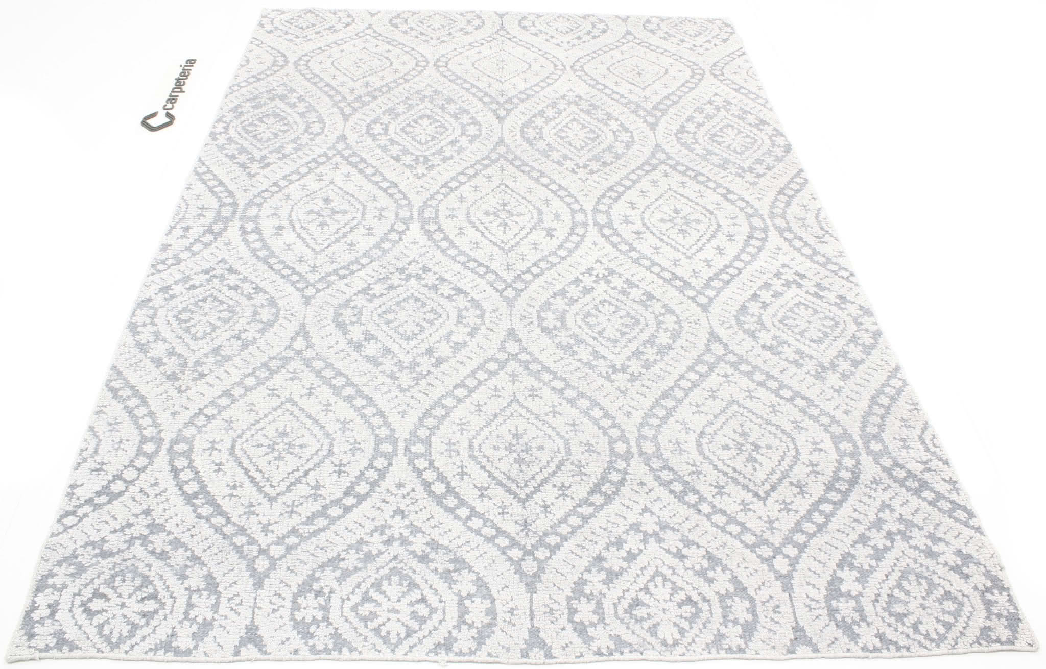Oriental rug Crystal Collection