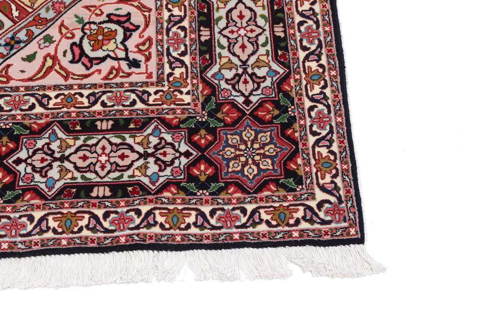 Tabriz perzsa szőnyeg