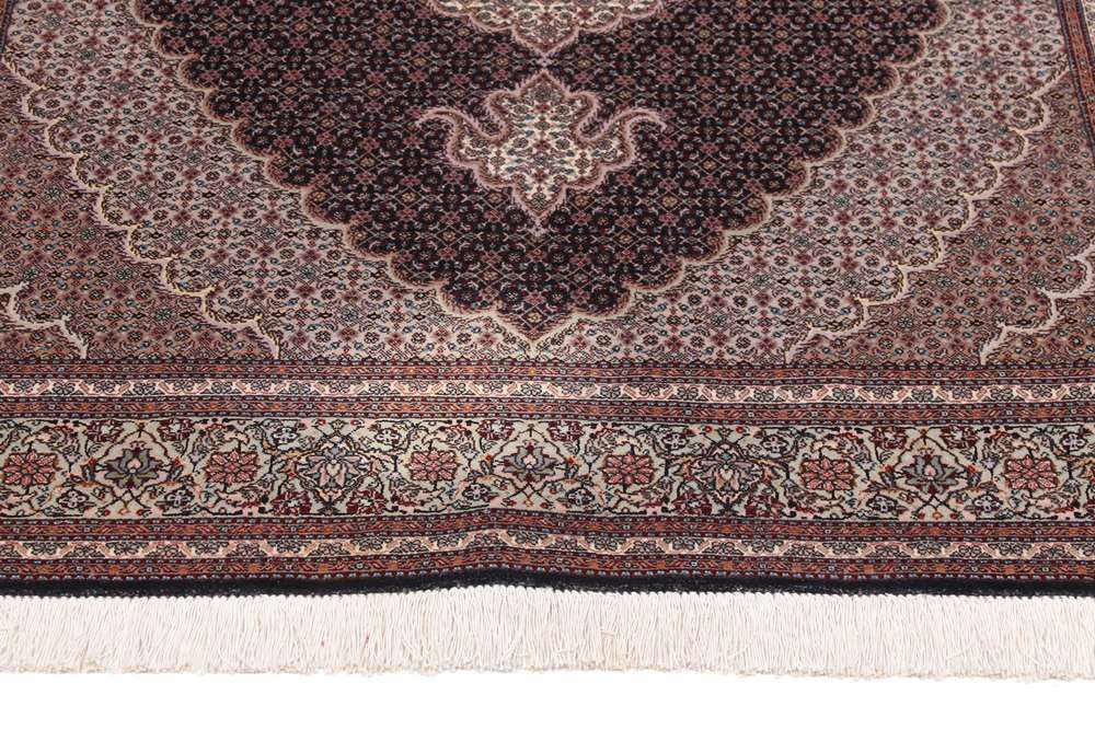 Tabriz perzsa szőnyeg