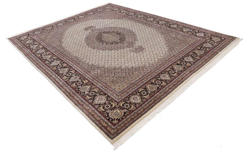 Tabriz keleti szőnyeg