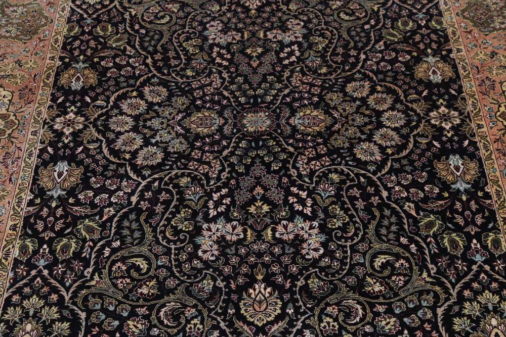 Tabriz keleti szőnyeg