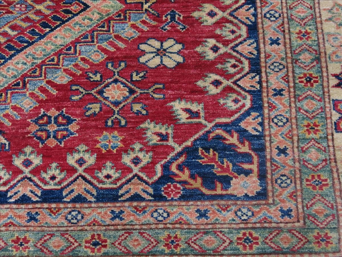Kazak exkluzív keleti szőnyeg