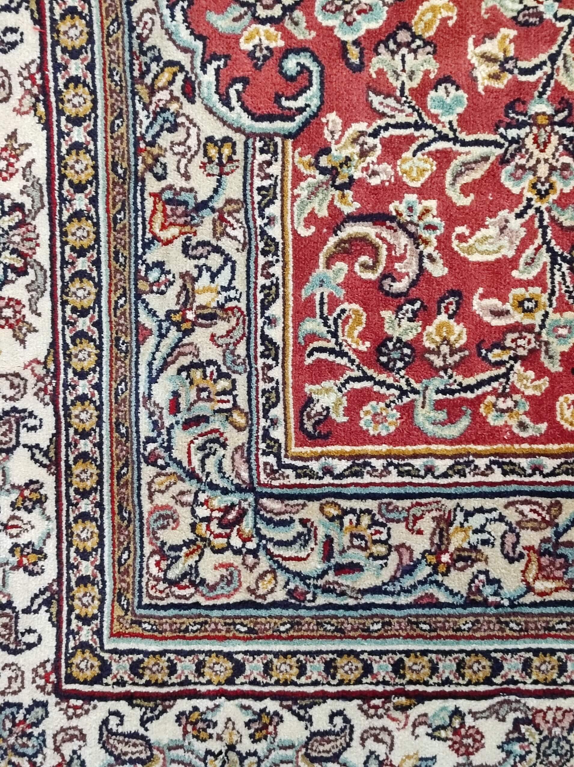 Kashmir selyem Royal keleti szőnyeg