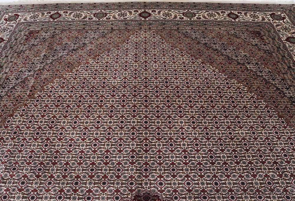 Tabriz keleti szőnyeg