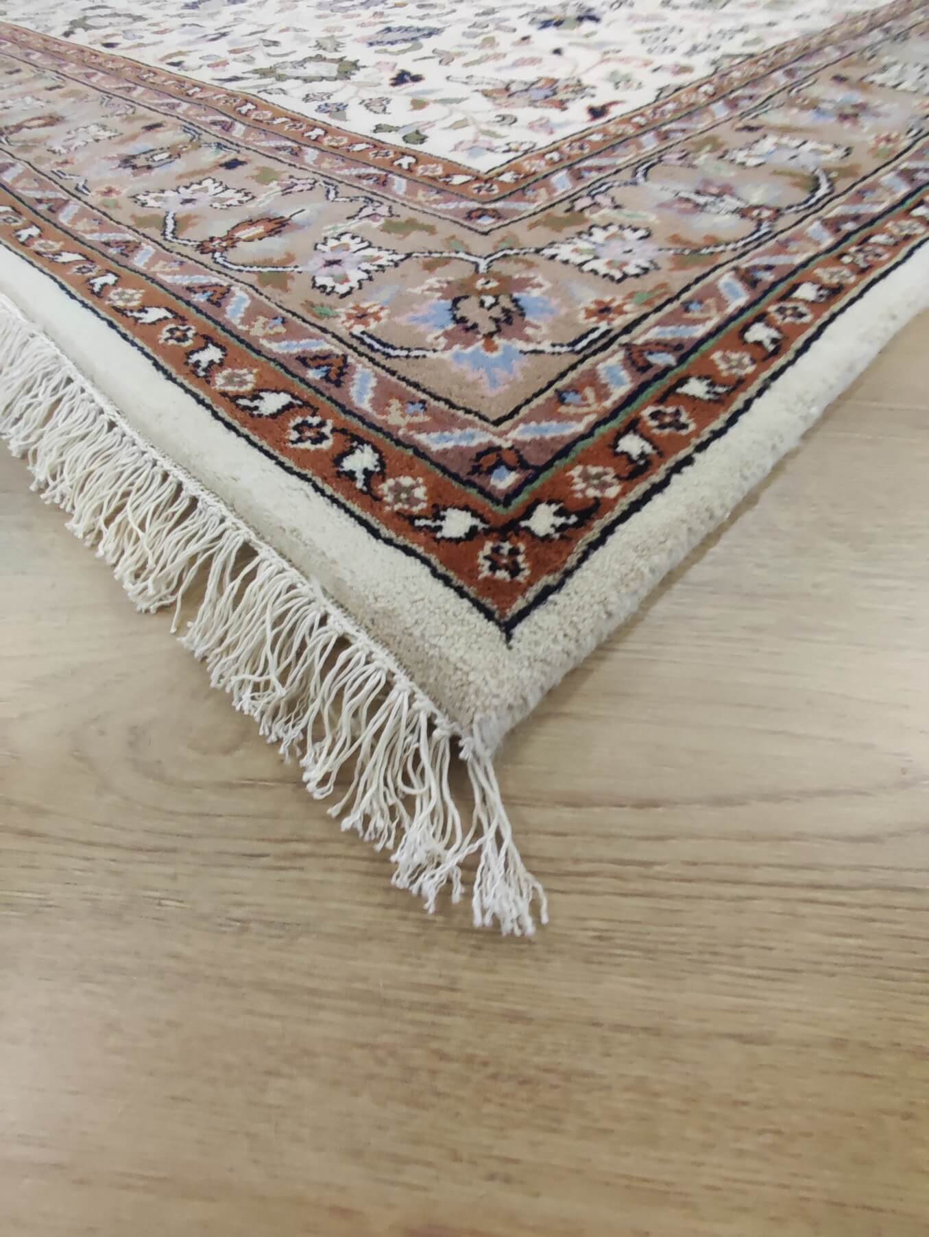 Kashan exkluzív keleti szőnyeg