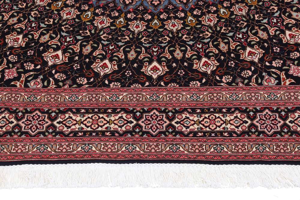 Tabriz perzsa szőnyeg