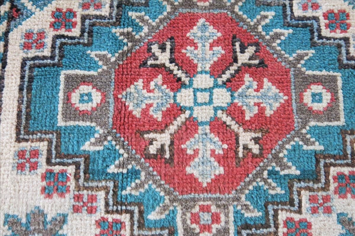 Kazak keleti szőnyeg