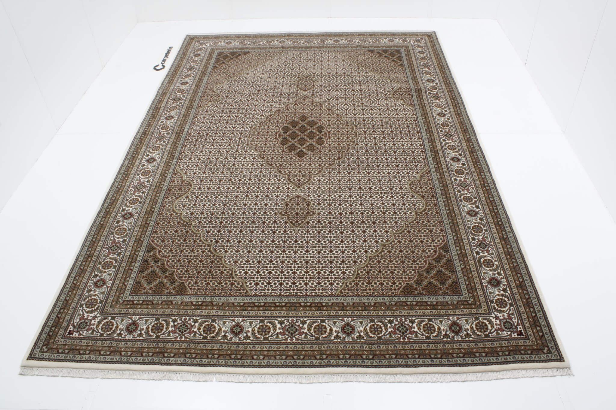 Tabriz Royal keleti szőnyeg