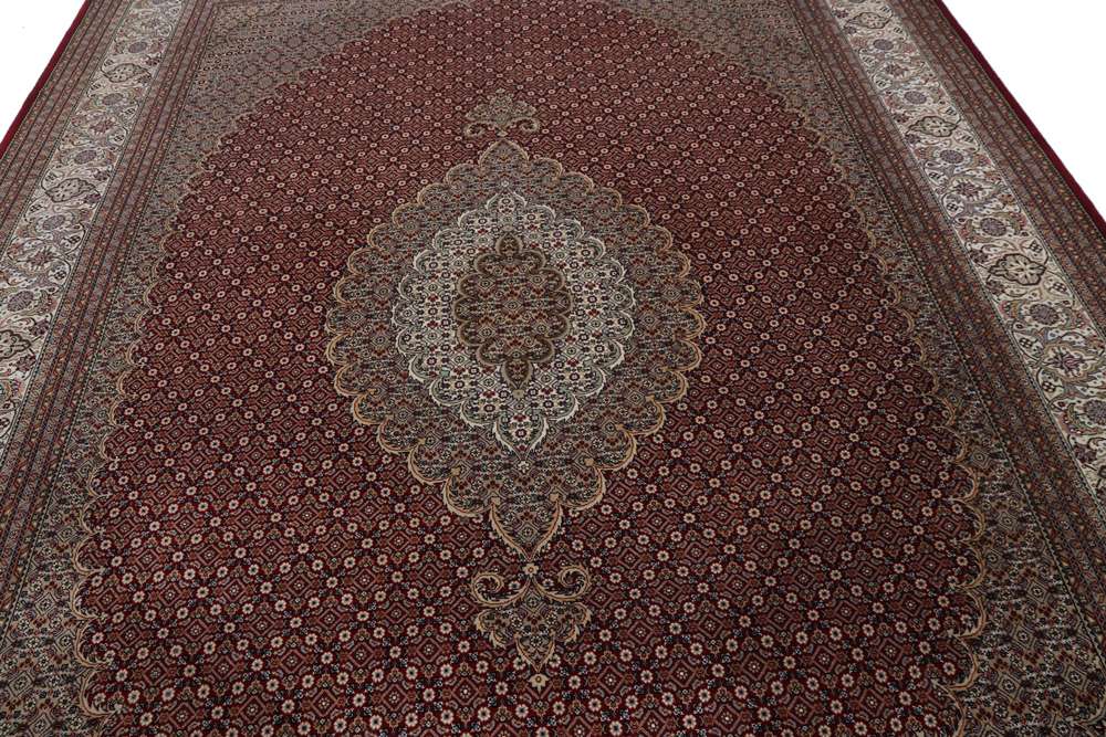 Tabriz keleti szőnyeg
