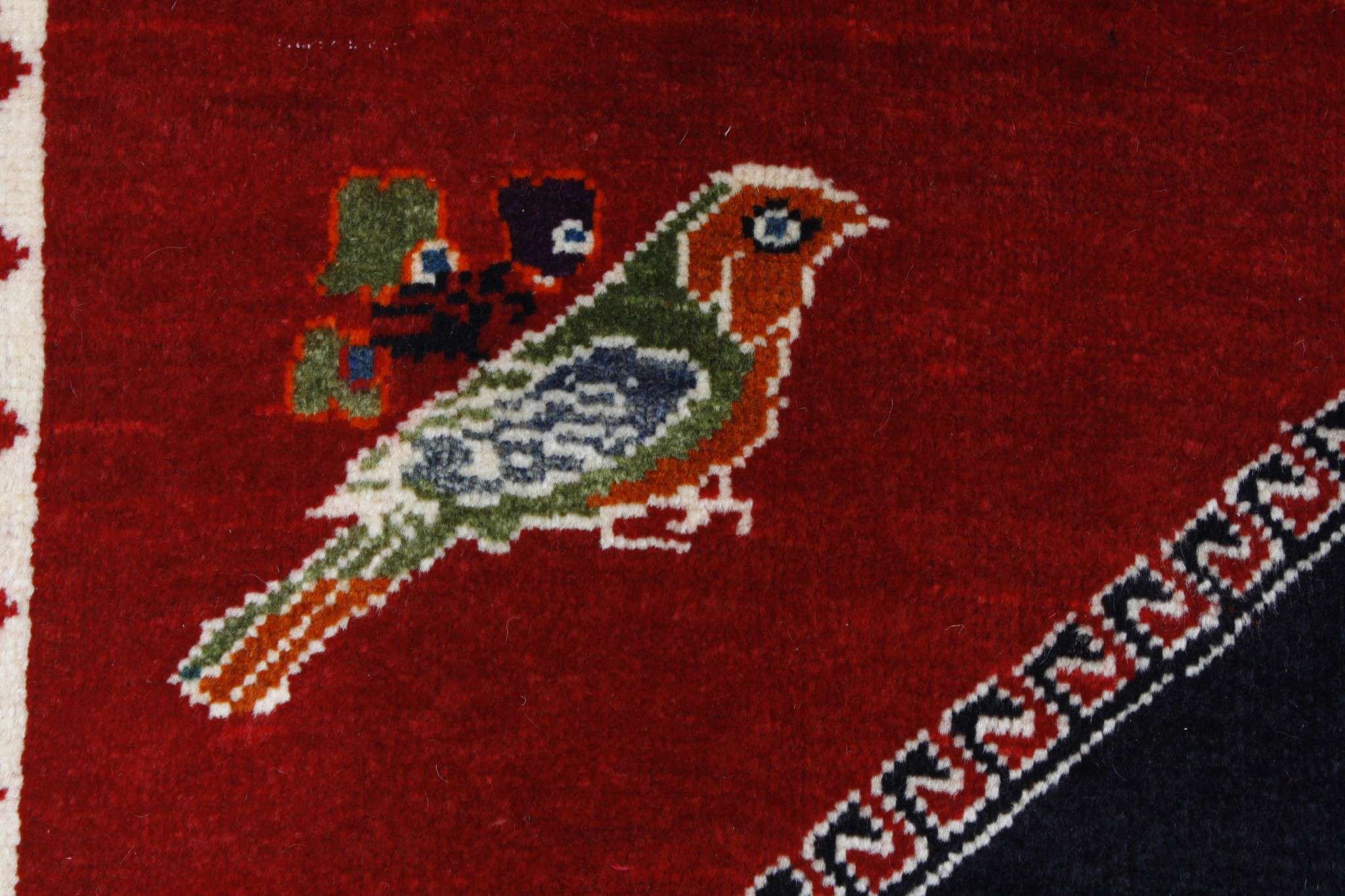 Shiraz Figural perzsa szőnyeg