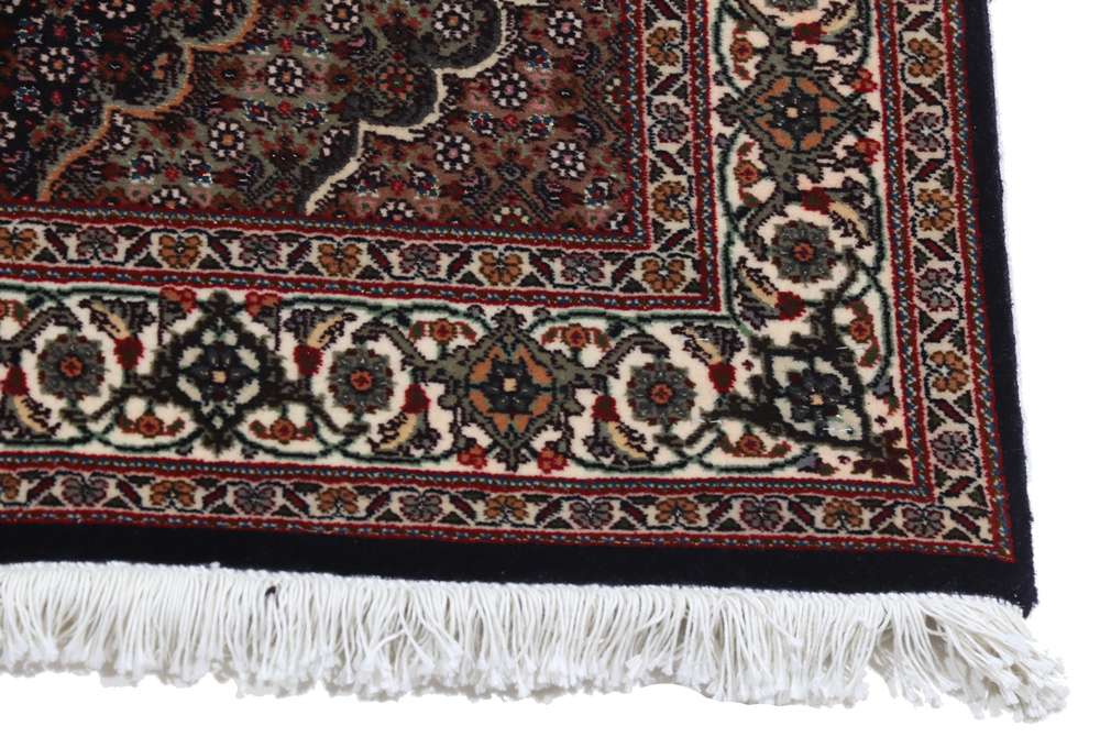 Tabriz perzsa szőnyeg