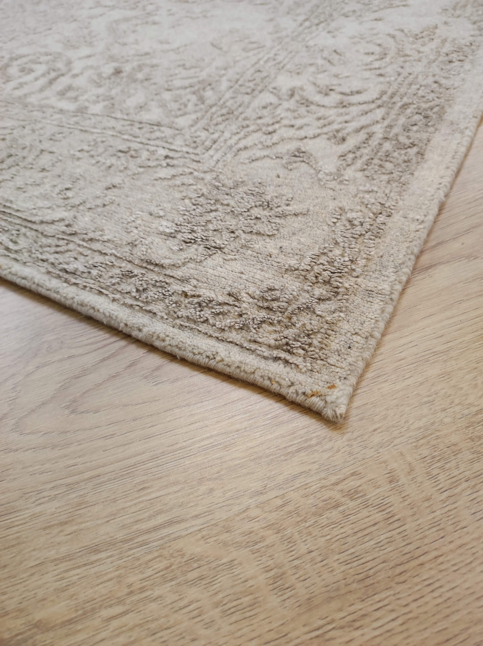 Ikat exkluzív modern szőnyeg