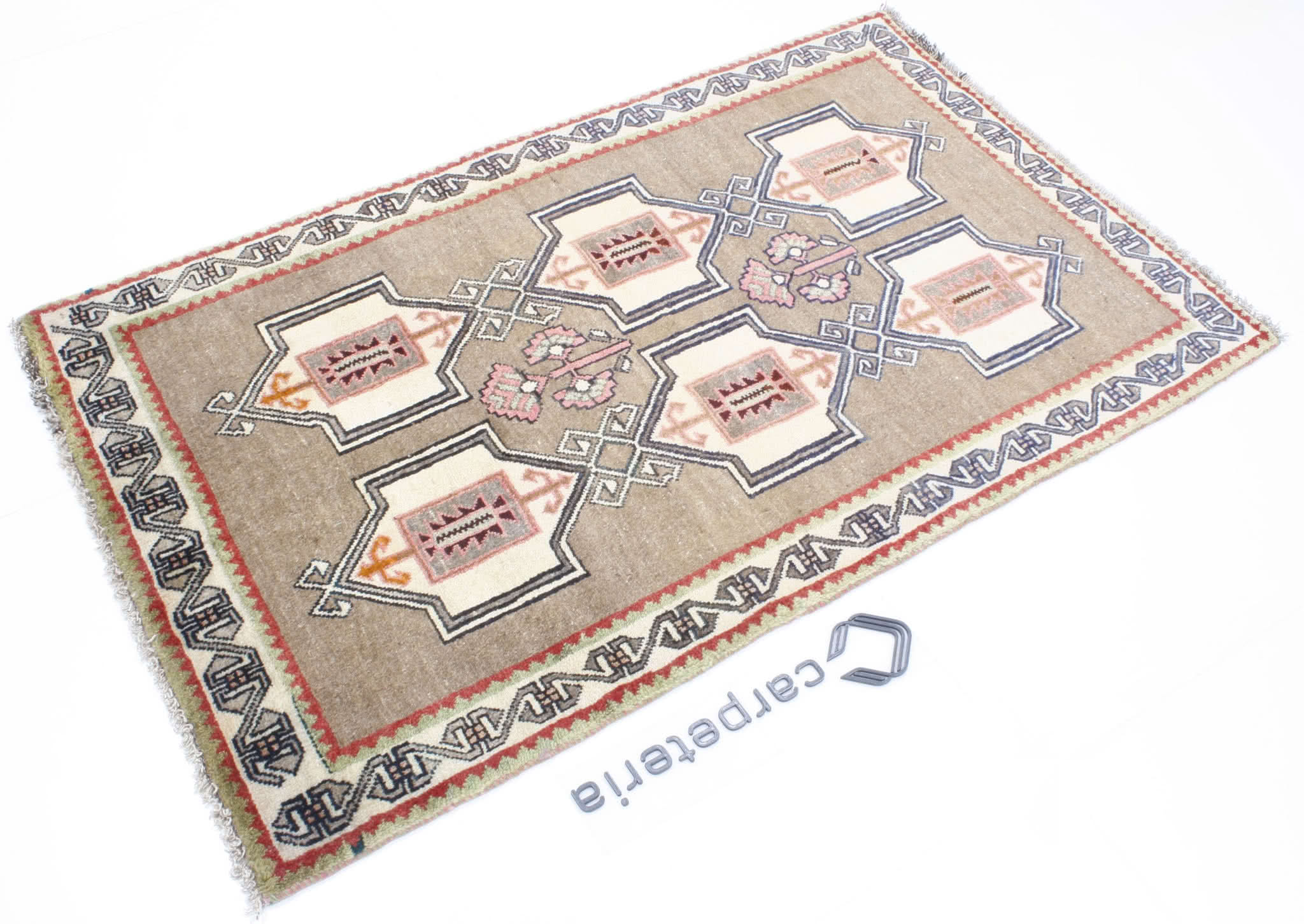 Persian rug Shiraz Super