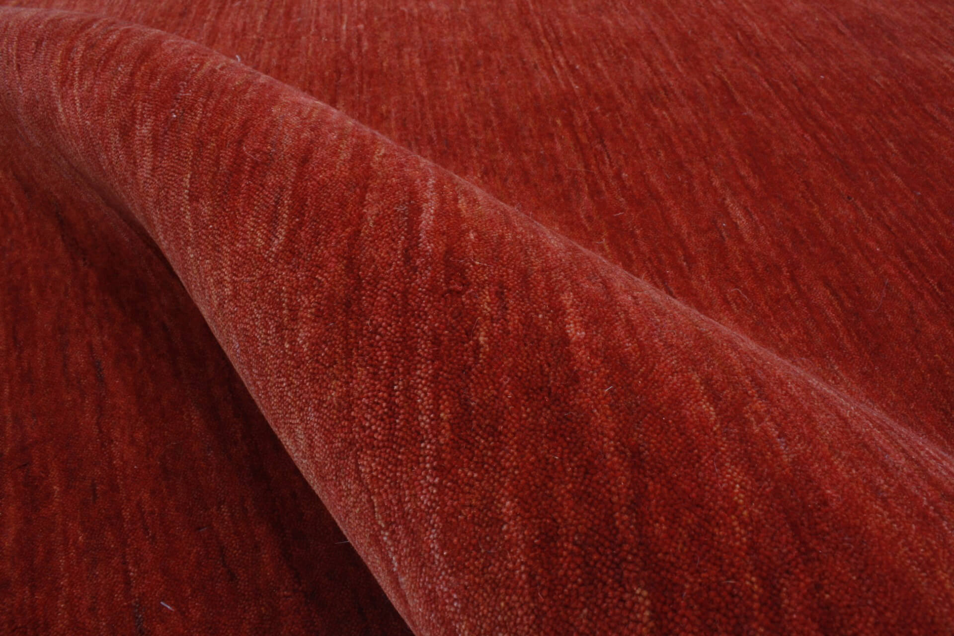 Modern rug Loribaft