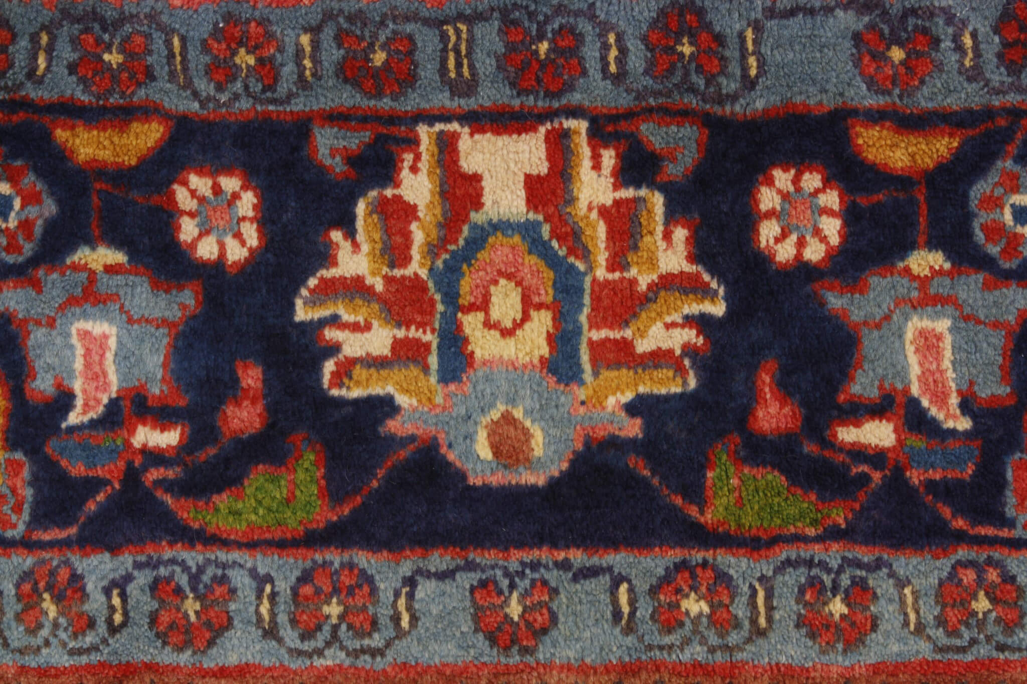 Persian rug Mahal