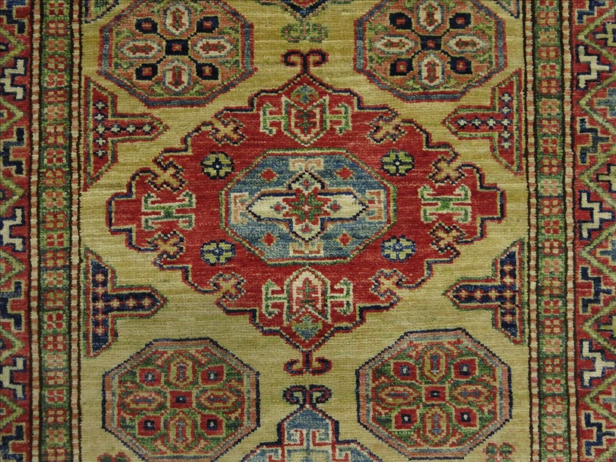 Kazak exkluzív keleti szőnyeg