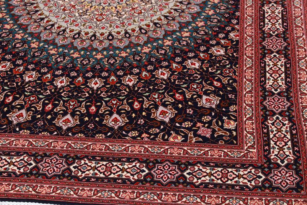 Tabriz perzsa szőnyeg