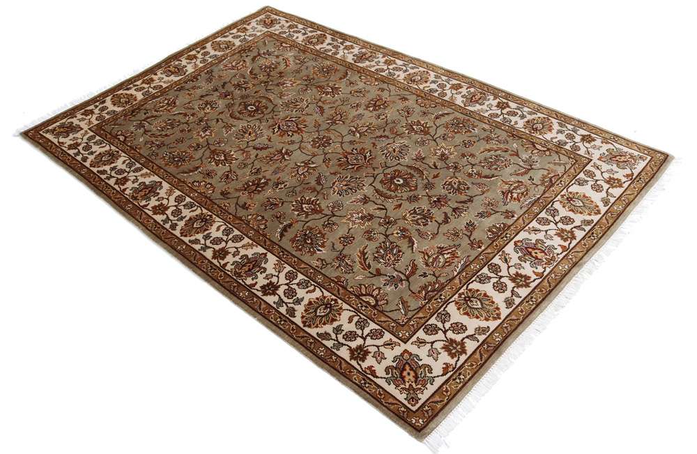 Tabriz keleti szőnyeg