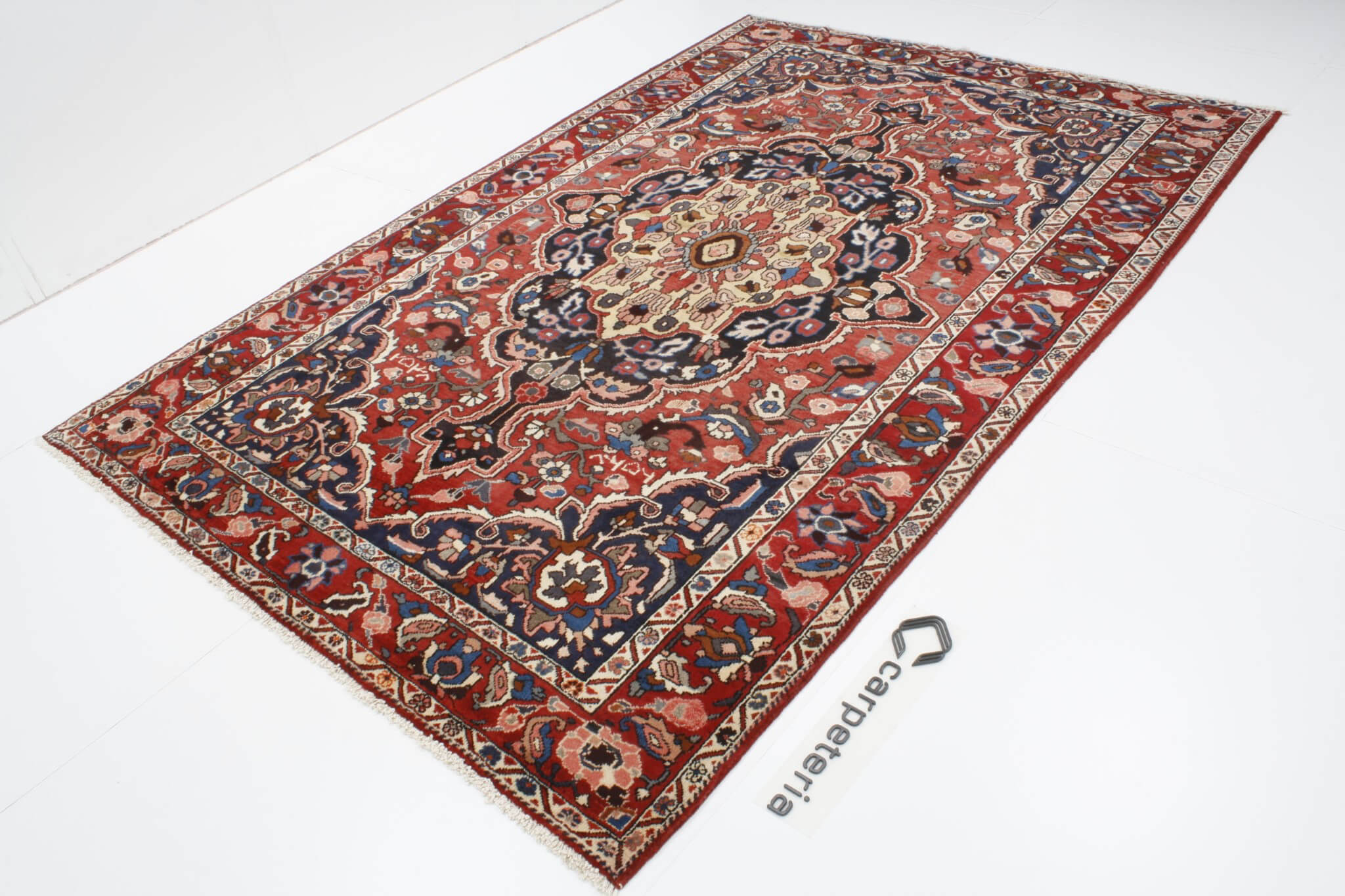 Bakhtiar perzsa szőnyeg