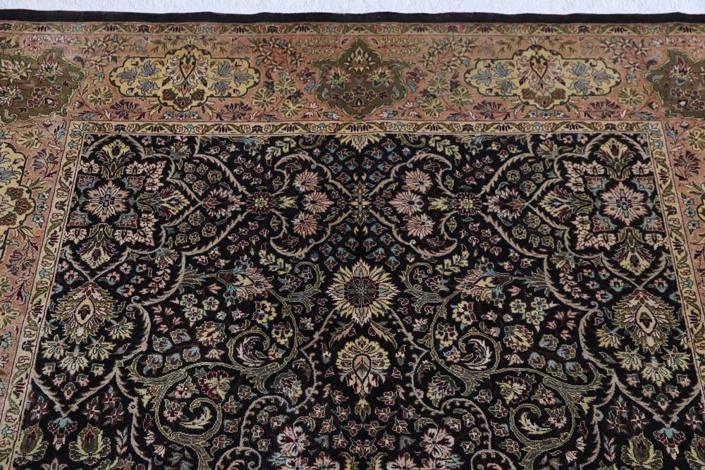Tabriz keleti szőnyeg