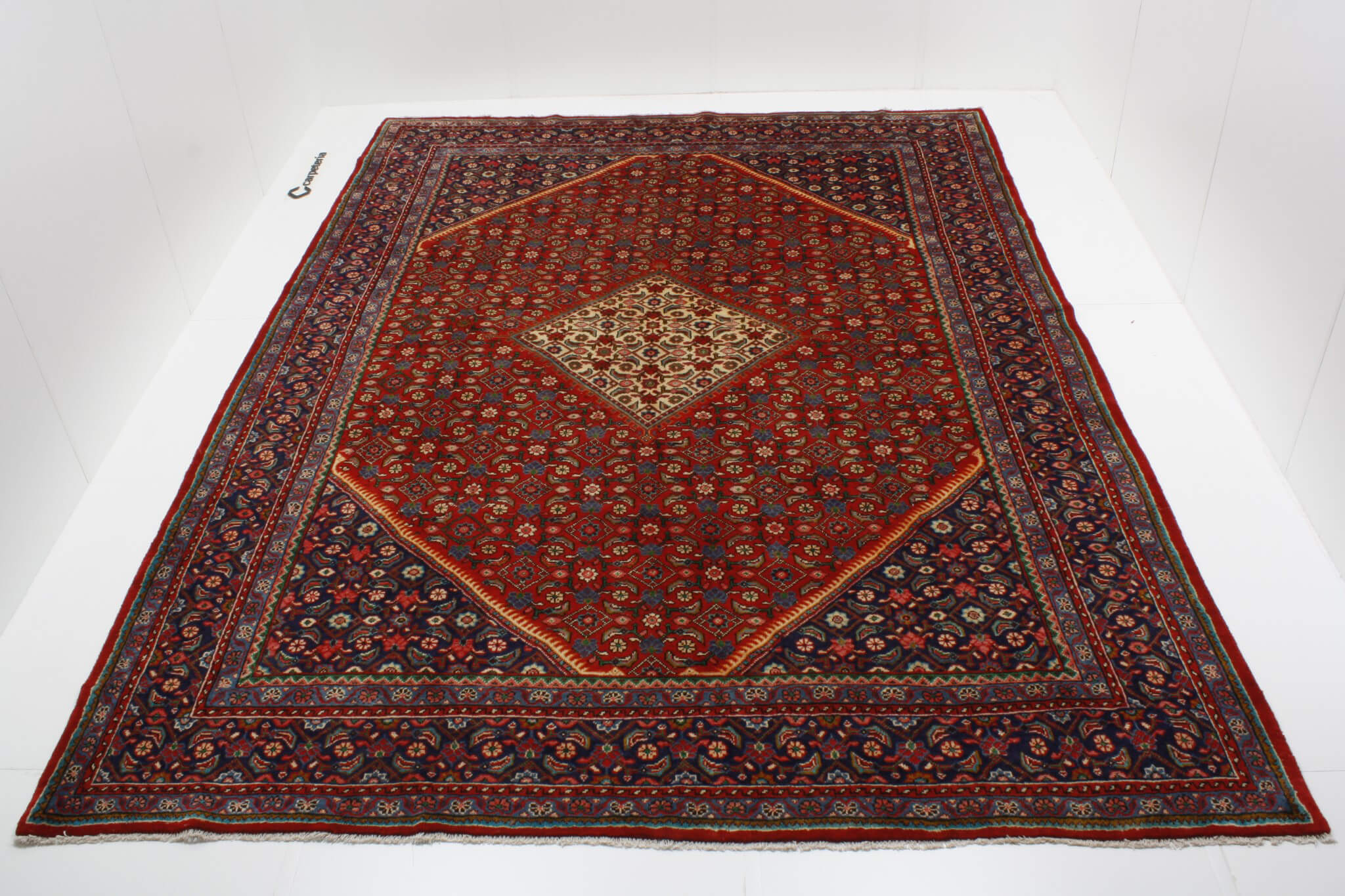 Persian rug Mahal