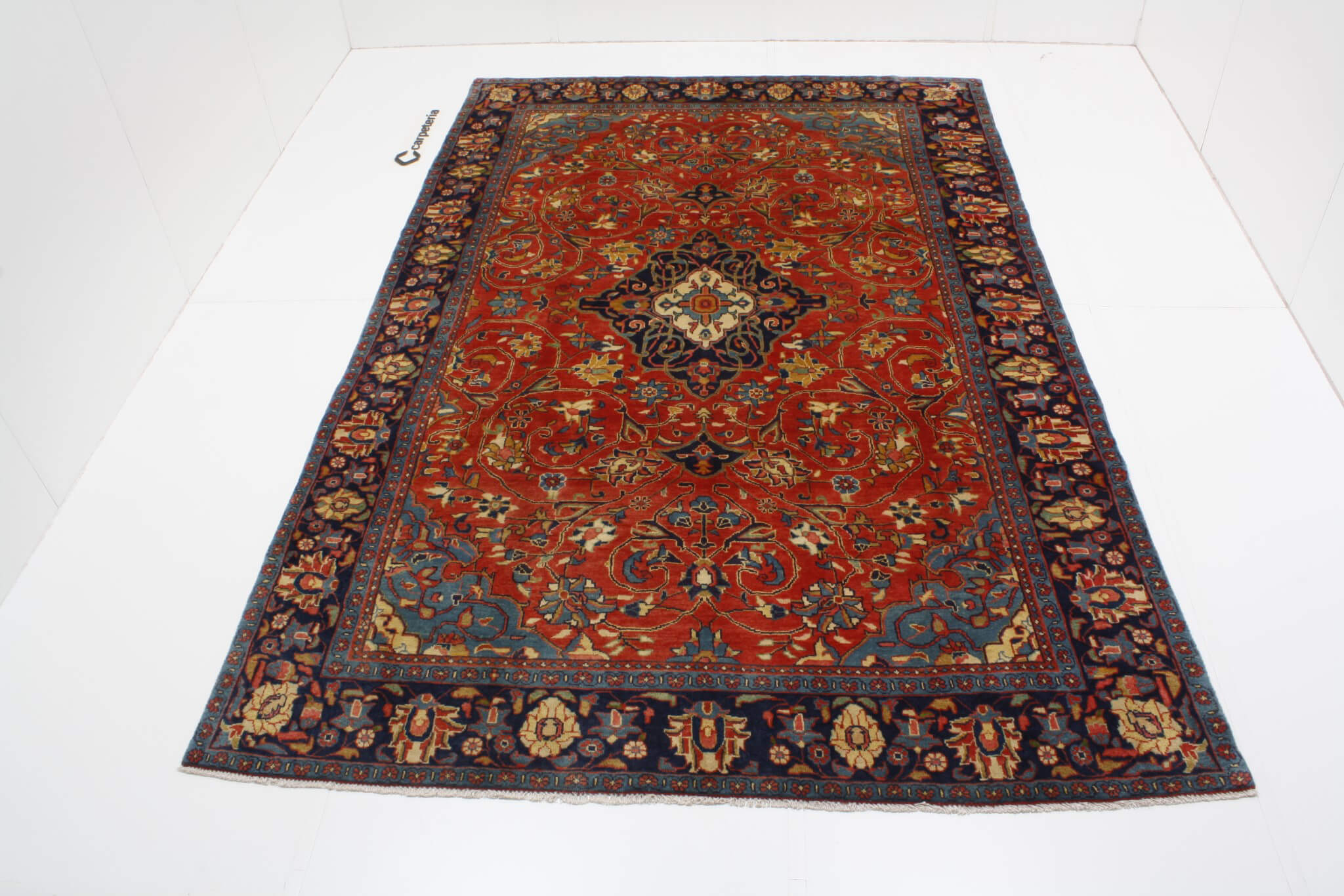 Persian rug Mahal