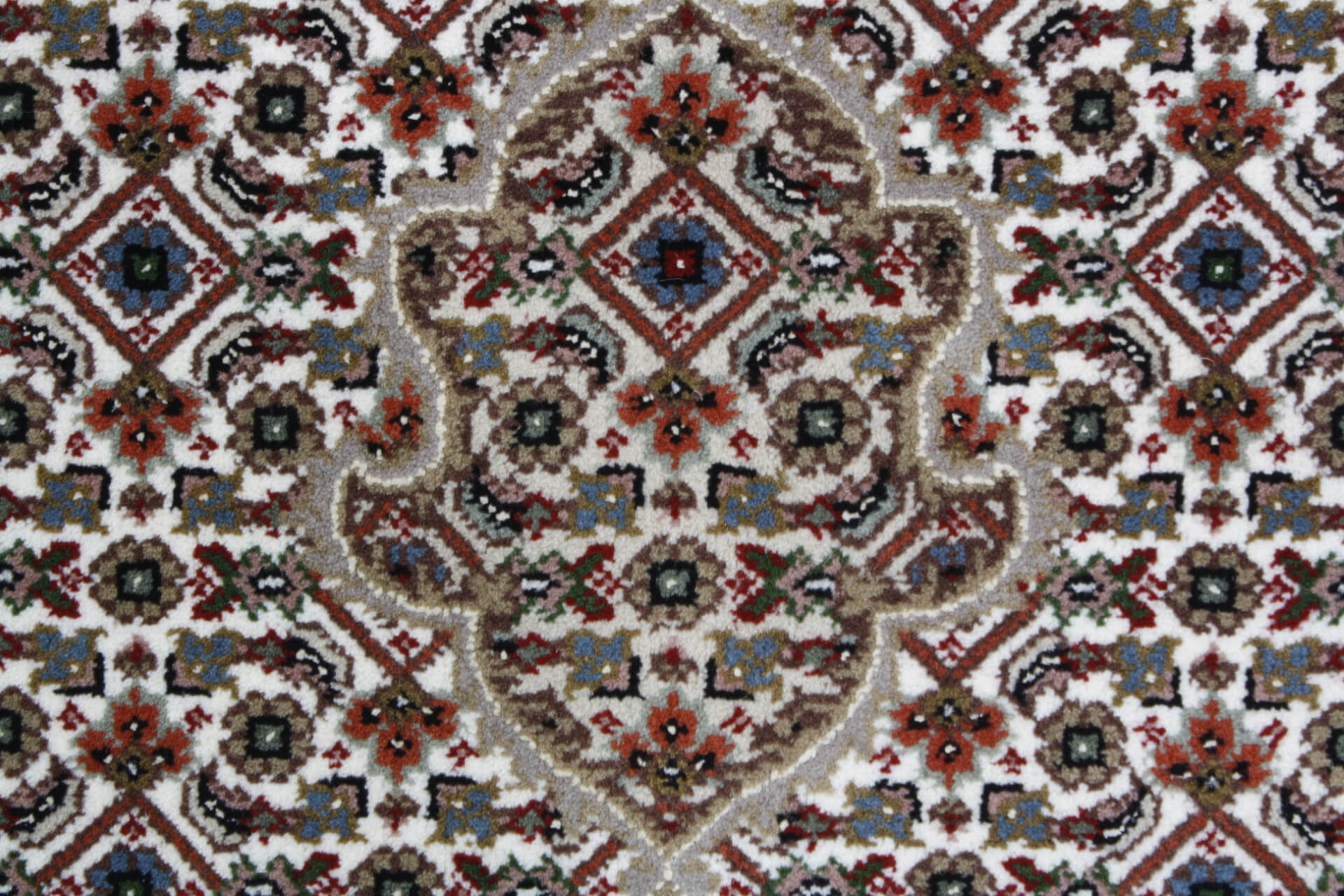 Tabriz Mahi exkluzív perzsa szőnyeg
