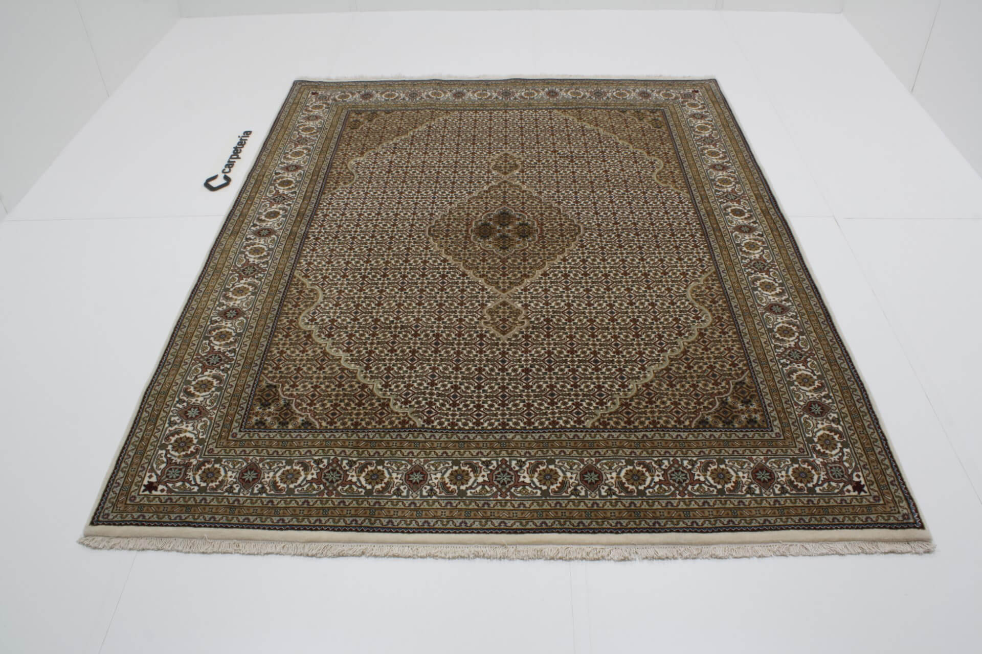 Tabriz Royal keleti szőnyeg