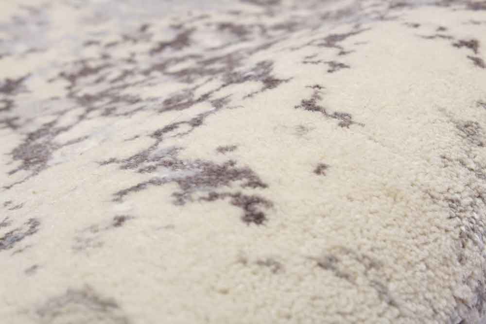 Oriental rug Ikat Royal