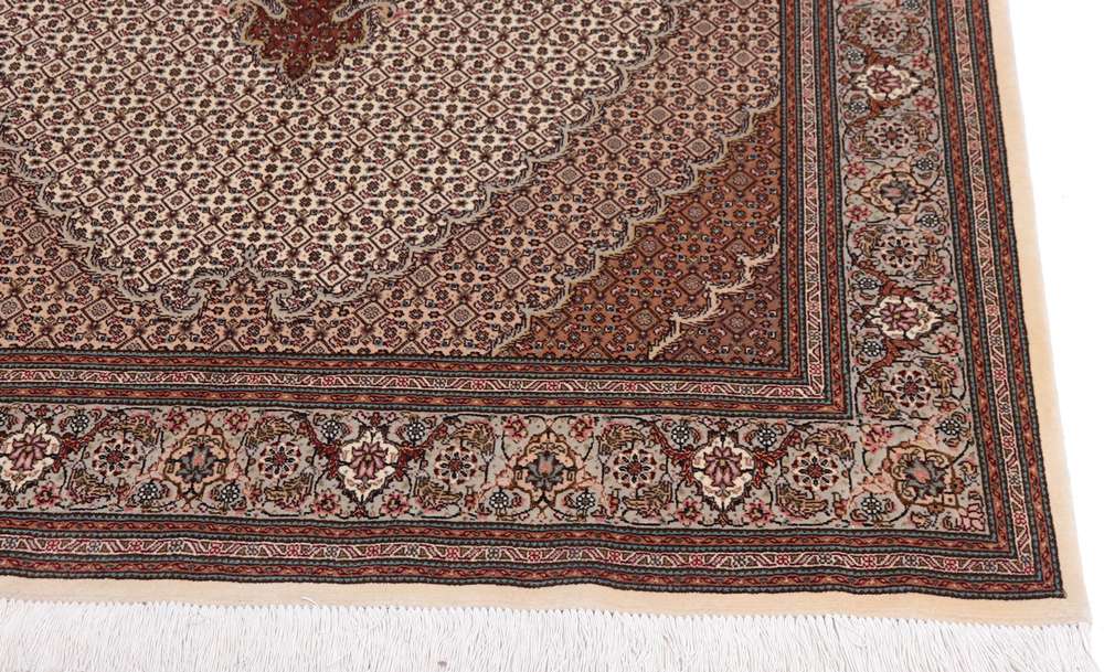 Tabriz perzsa szőnyeg