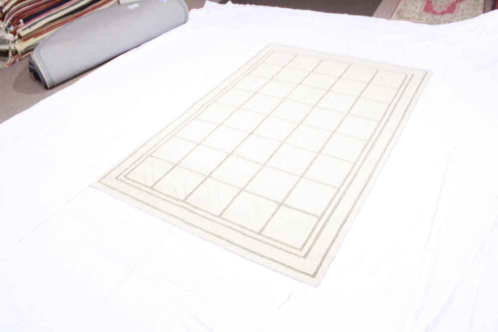 Oriental rug Crystal Collection