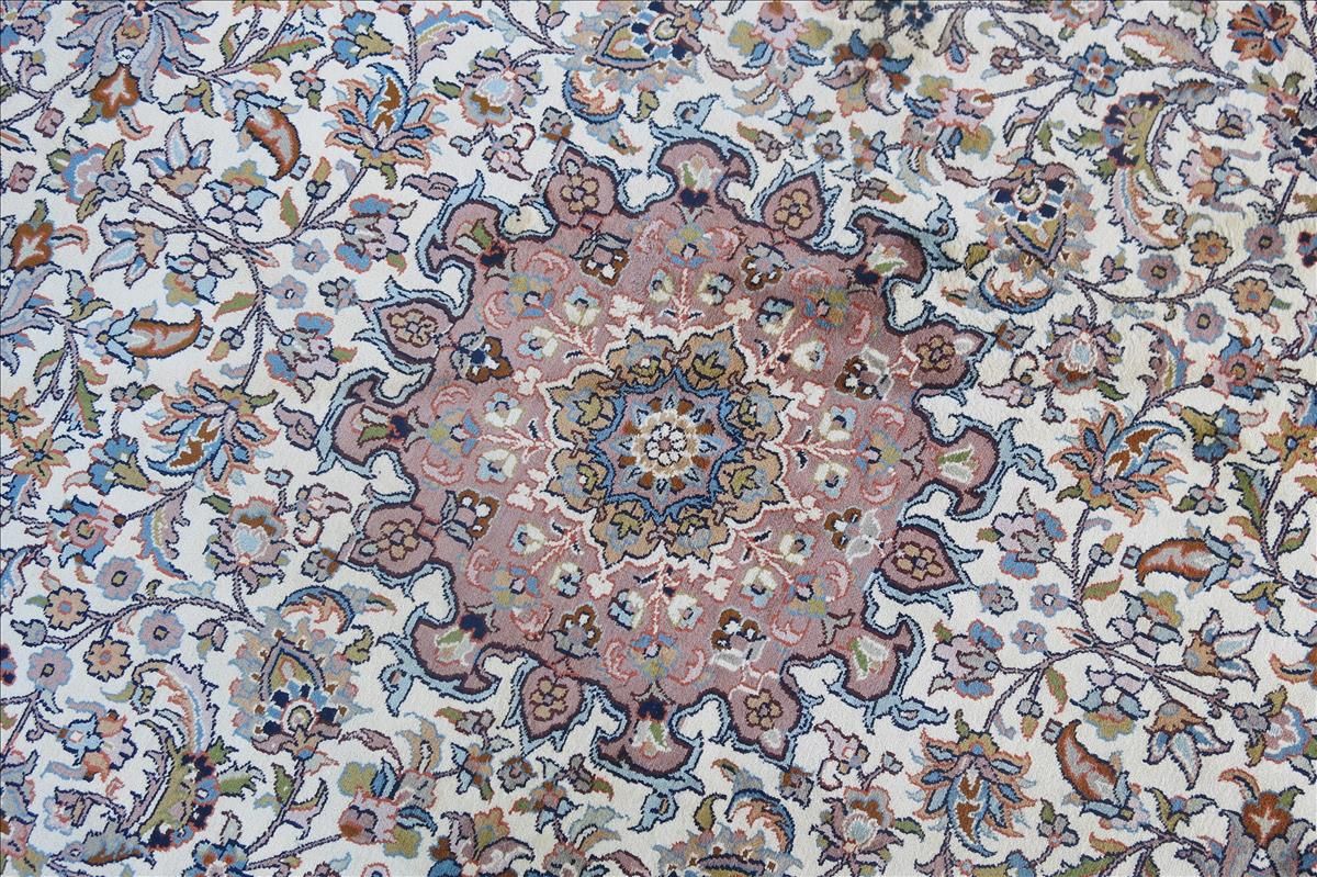 Kashmir selyem exkluzív keleti szőnyeg