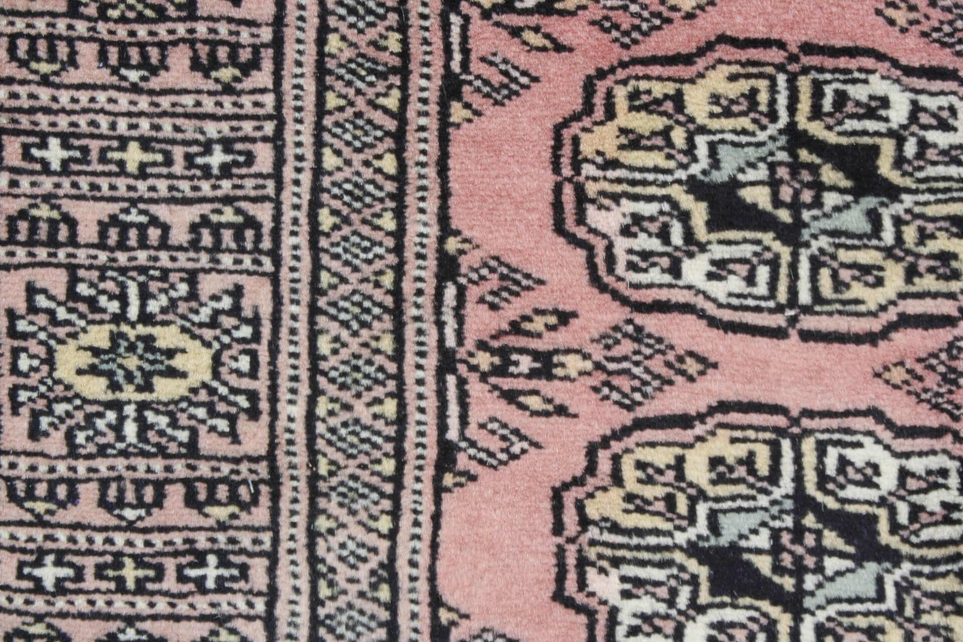 Bukhara exkluzív keleti szőnyeg