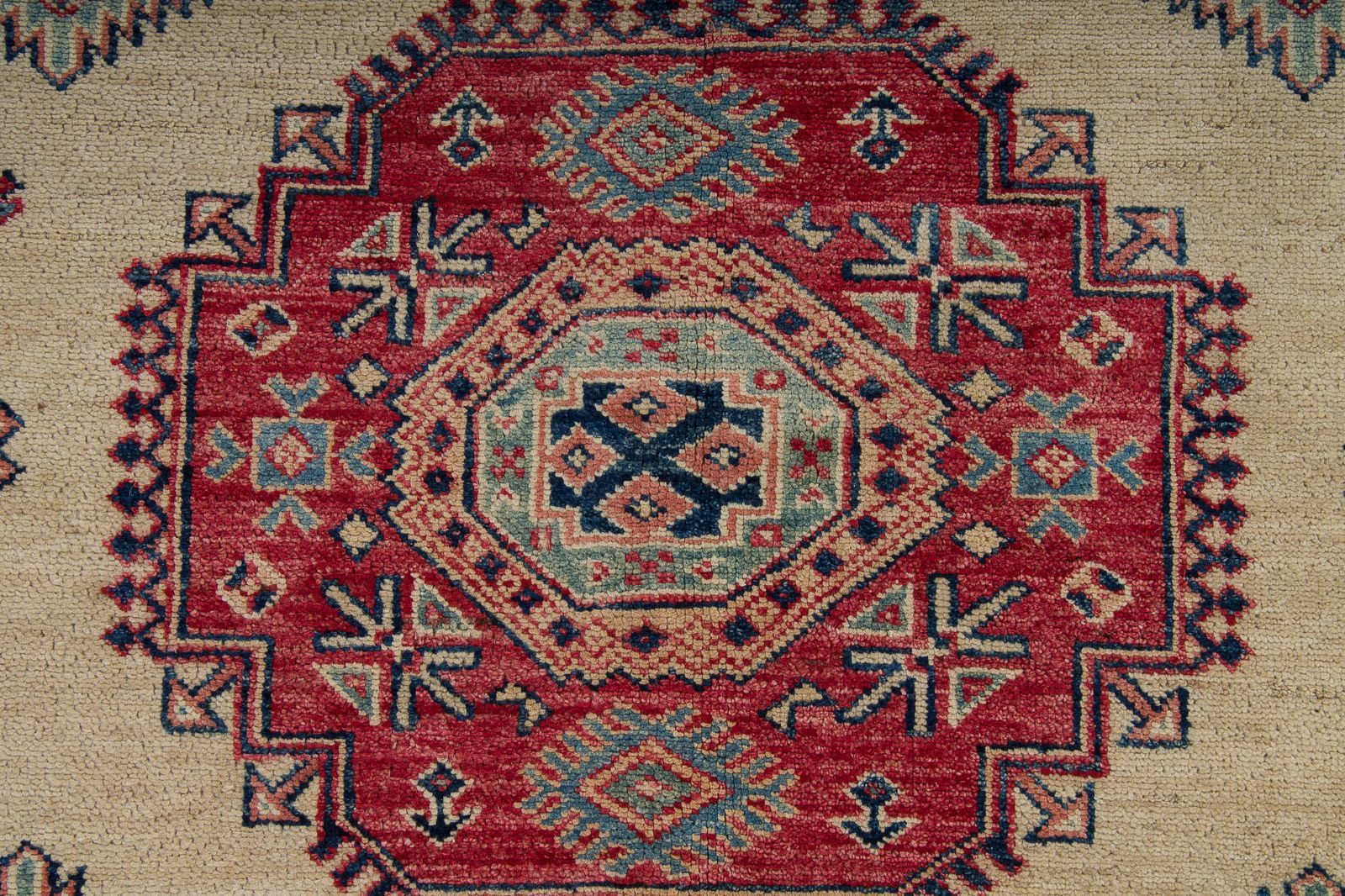 Kazak exkluzív keleti szőnyeg