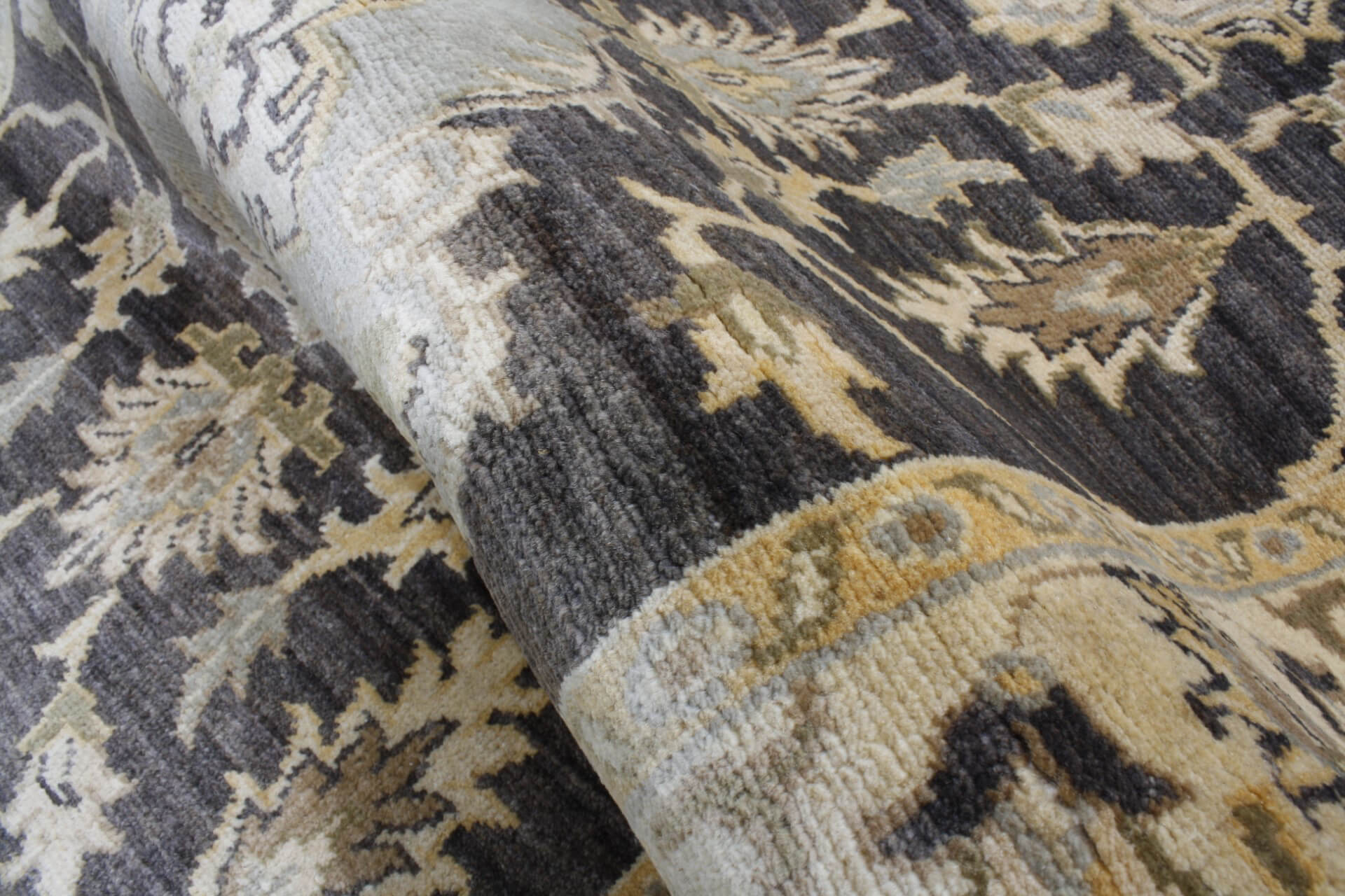 Oriental rug Ziegler Exclusive