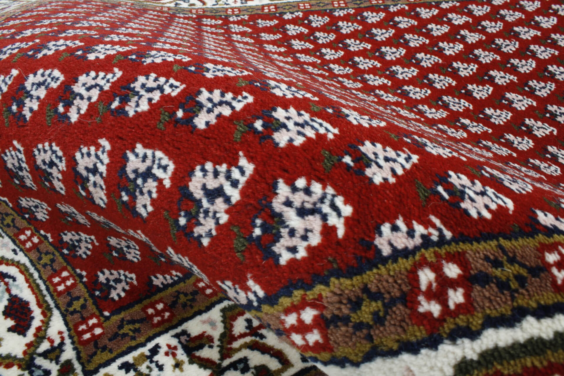 Oriental rug Mir