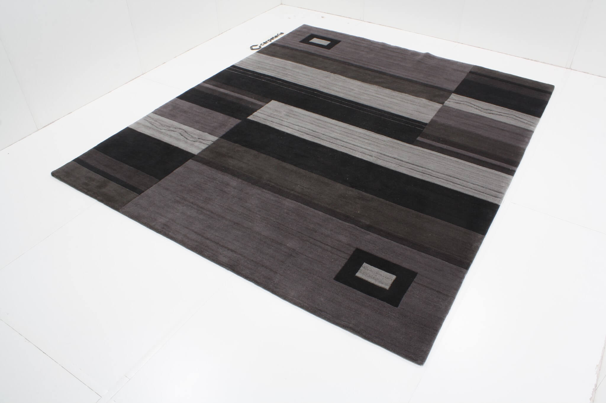 Modern rug Nepal Exclusive