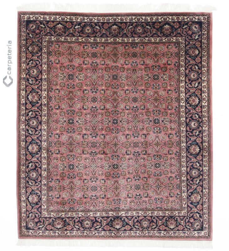 Saruq exkluzív keleti szőnyeg